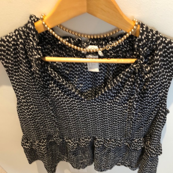 Size 12 sleeveless top - Picture 2 of 6